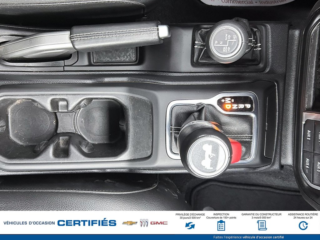 2021 Jeep WRANGLER Unlimited 4 dr Sahara 4XE PHEV in Alma, Quebec - 23 - w1024h768px