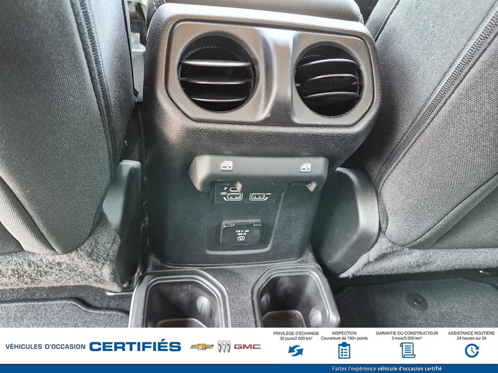 2023 Jeep WRANGLER SAHARA in Alma, Quebec - 12 - w1024h768px