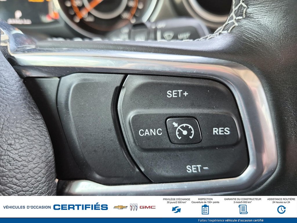 2023 Jeep WRANGLER SAHARA in Alma, Quebec - 29 - w1024h768px