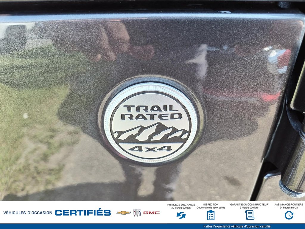 2023 Jeep WRANGLER SAHARA in Alma, Quebec - 8 - w1024h768px