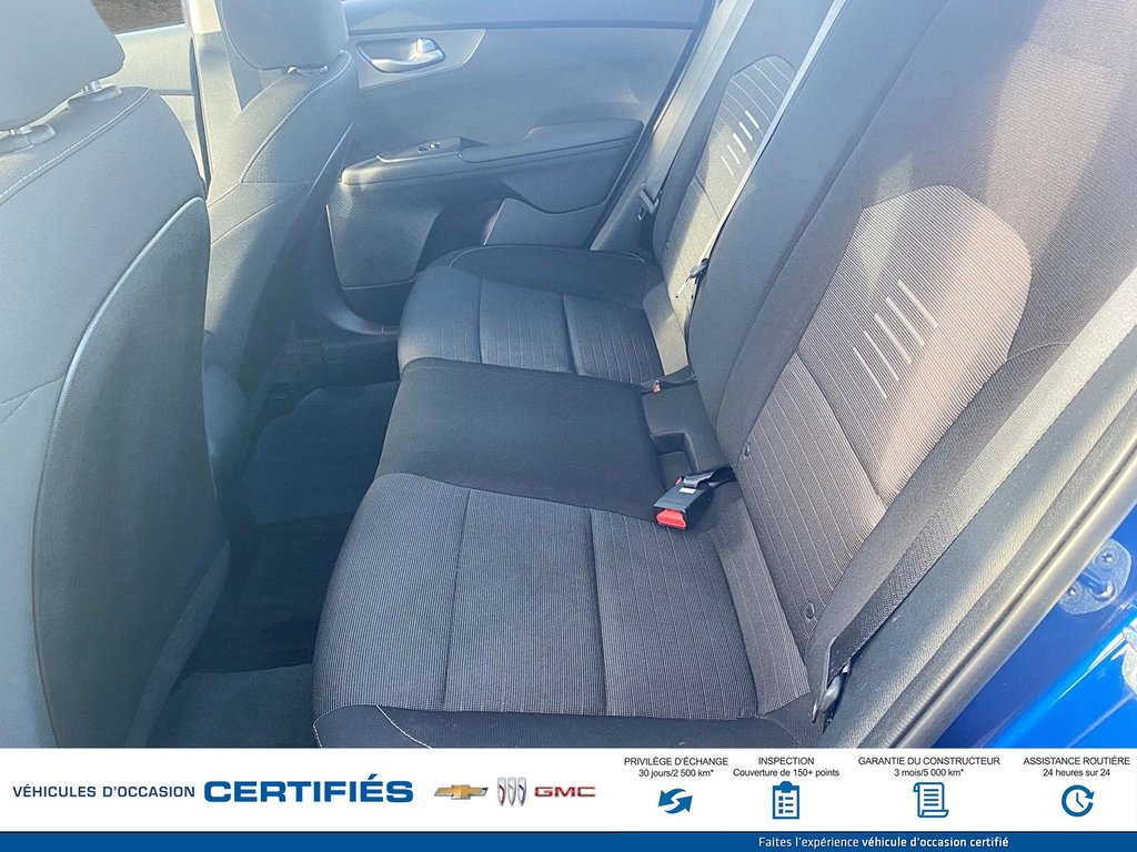 2021 Kia Forte LX in Alma, Quebec - 9 - w1024h768px