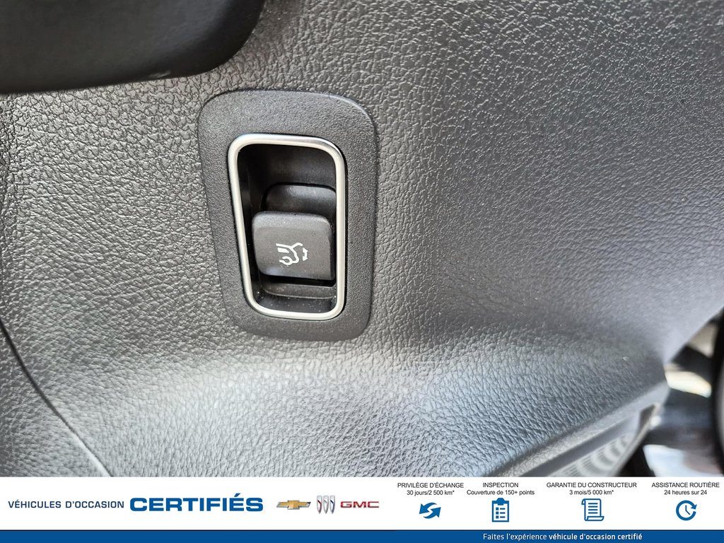 2022 Mercedes GLA250 in Alma, Quebec - 32 - w1024h768px
