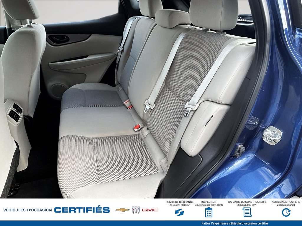 Nissan QASHQAI  2021 à Alma, Québec - 10 - w1024h768px
