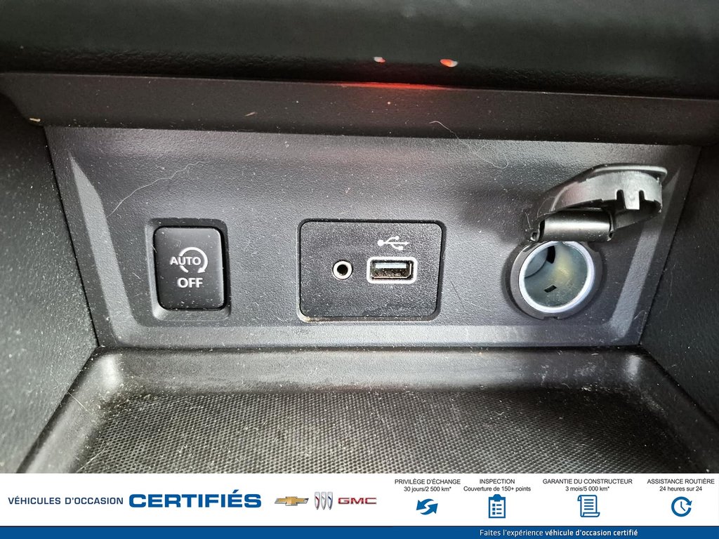 2024 Nissan SENTRA in Alma, Quebec - 17 - w1024h768px