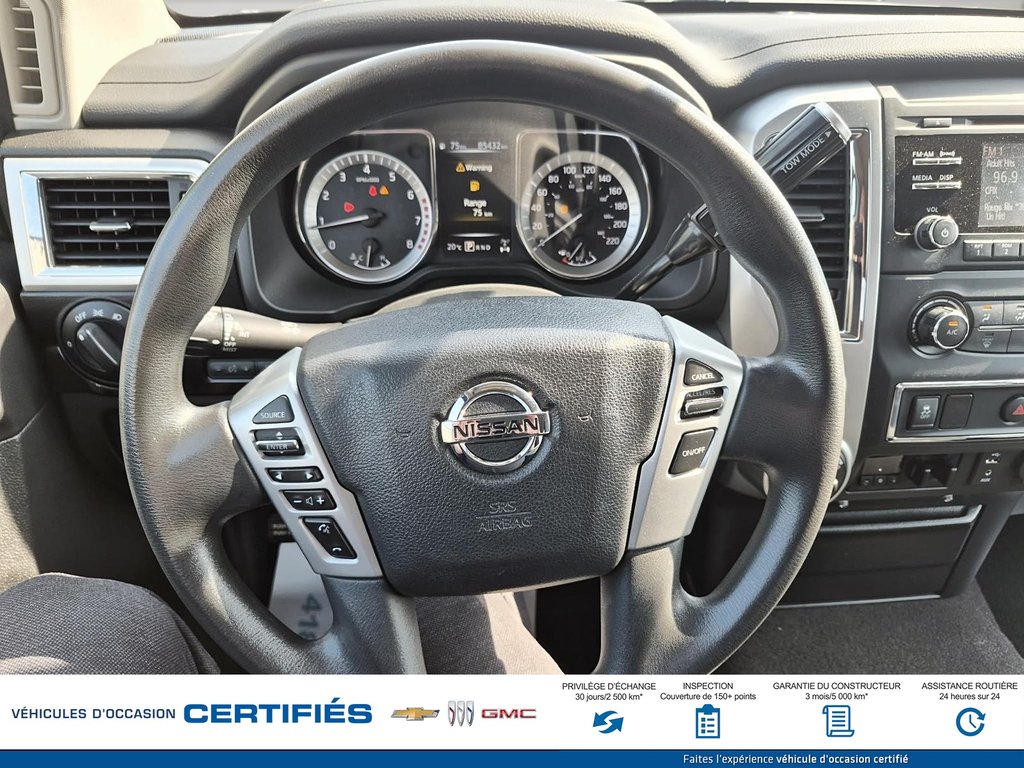 Nissan Titan  2017 à Alma, Québec - 21 - w1024h768px