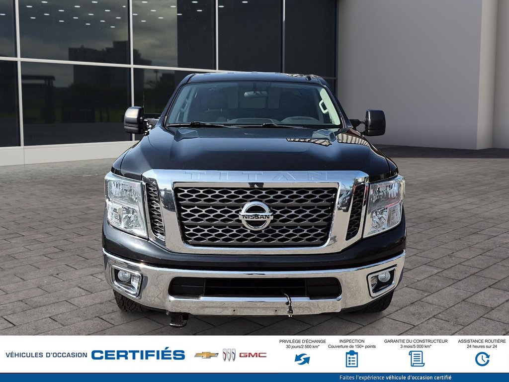 Nissan Titan  2017 à Alma, Québec - 2 - w1024h768px
