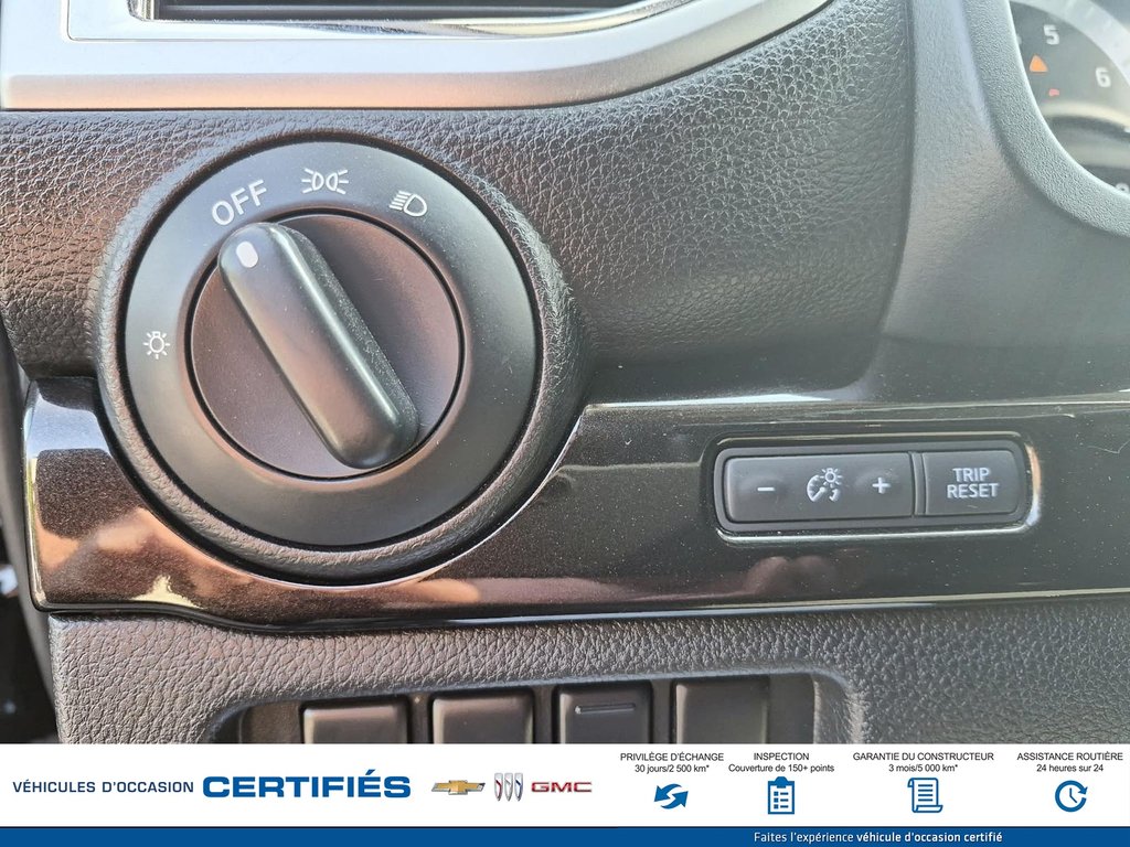 Nissan Titan  2017 à Alma, Québec - 19 - w1024h768px