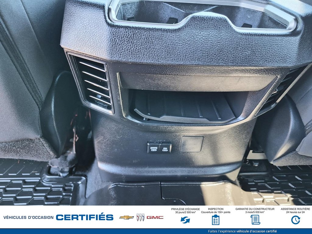 2025 Toyota Tundra 4X4 CrewMax in Alma, Quebec - 11 - w1024h768px