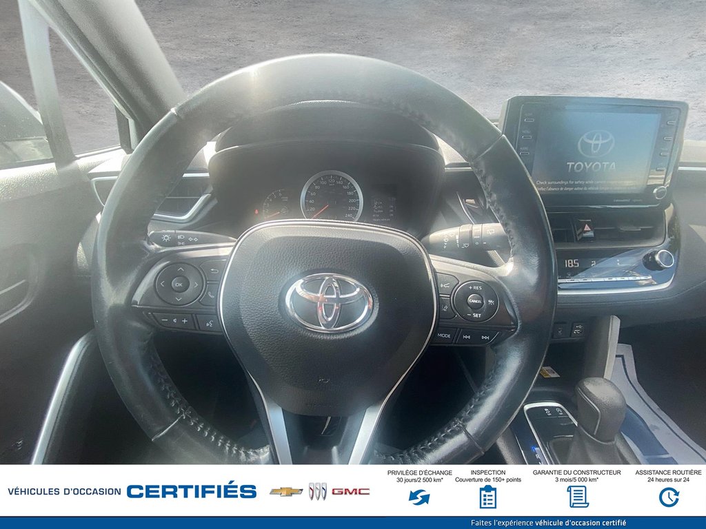 Toyota COROLLA CROSS  2022 à Alma, Québec - 16 - w1024h768px