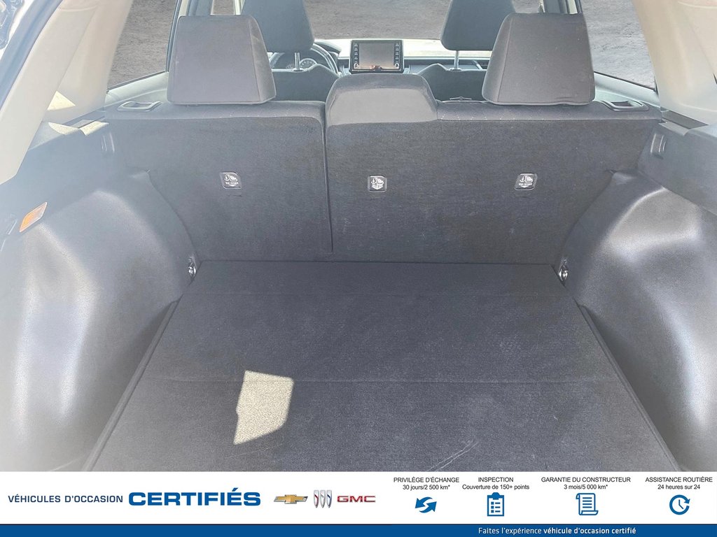 Toyota COROLLA CROSS  2022 à Alma, Québec - 11 - w1024h768px