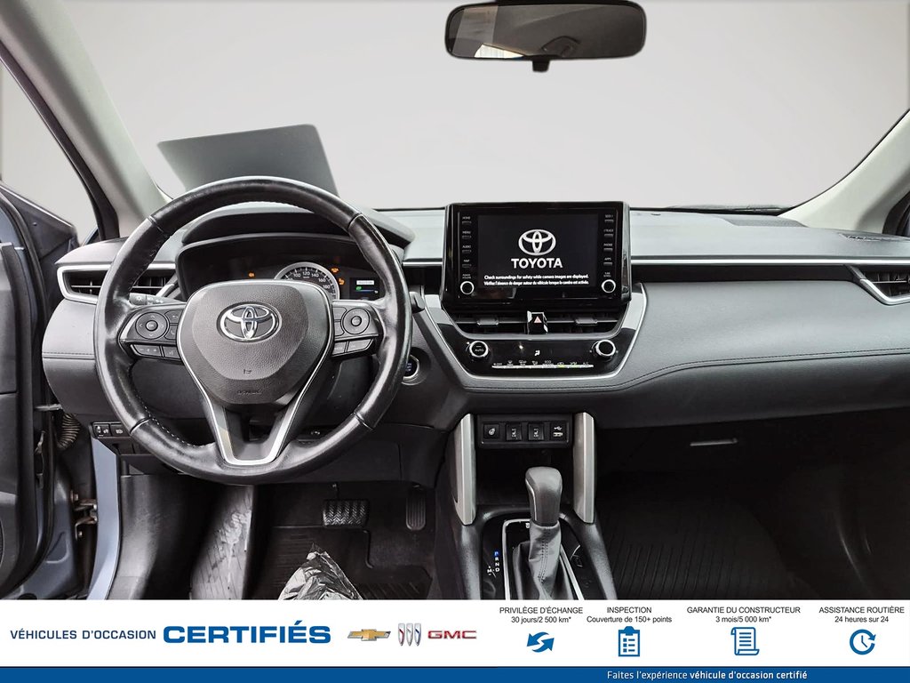 2022 Toyota COROLLA CROSS in Alma, Quebec - 14 - w1024h768px