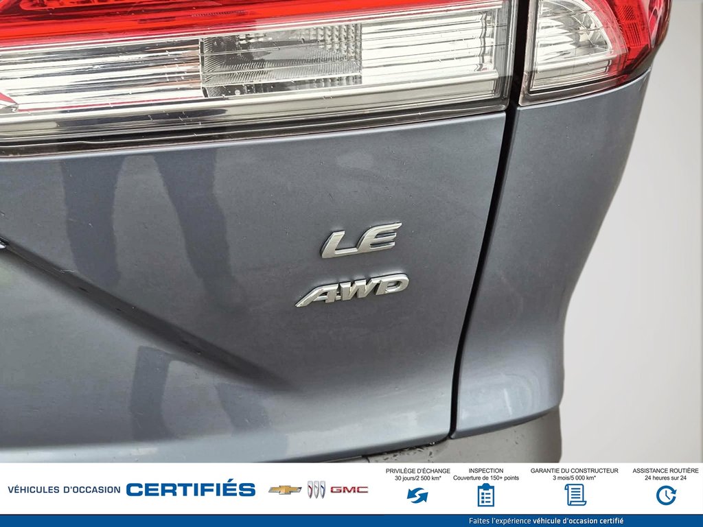 2022 Toyota COROLLA CROSS in Alma, Quebec - 7 - w1024h768px