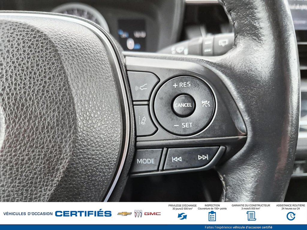 2022 Toyota COROLLA CROSS in Alma, Quebec - 24 - w1024h768px