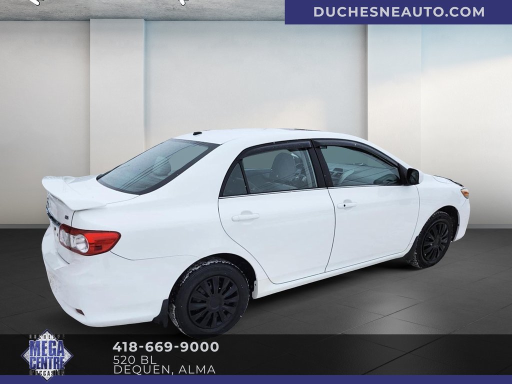 2013 Toyota COROLLA LE in Alma, Quebec - 4 - w1024h768px