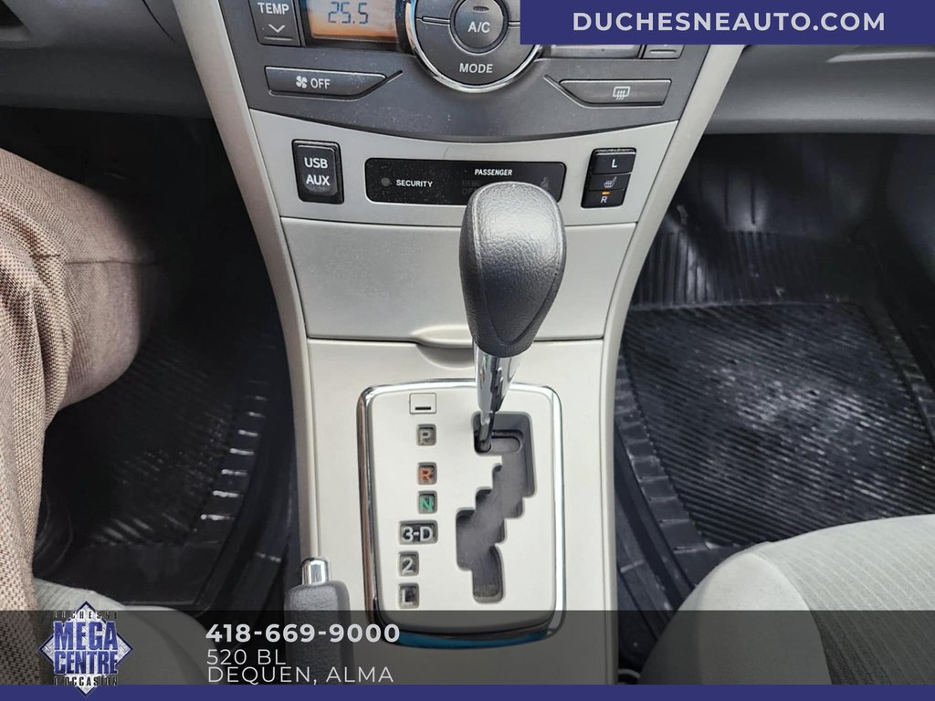 2013 Toyota COROLLA LE in Alma, Quebec - 20 - w1024h768px