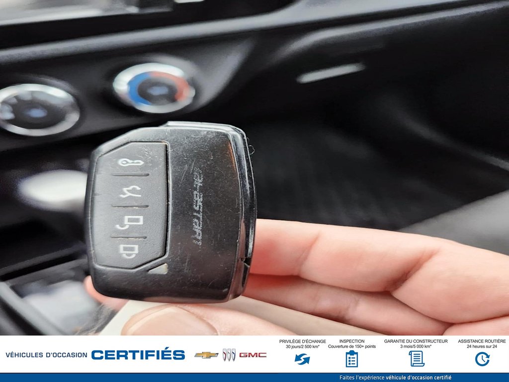 2016 Toyota COROLLA S in Alma, Quebec - 23 - w1024h768px