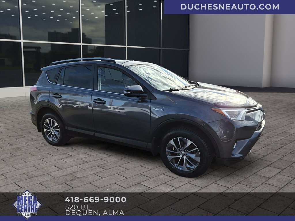 Toyota RAV4 HV LE/XLE  2017 à Alma, Québec - 3 - w1024h768px