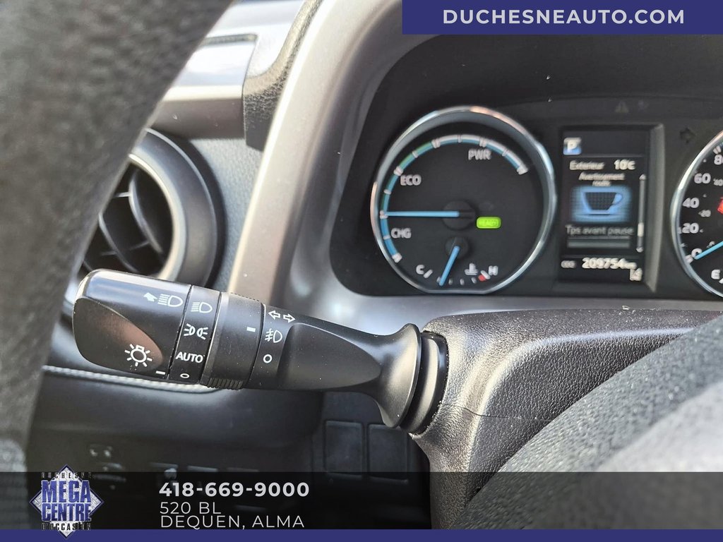 Toyota RAV4 HV LE/XLE  2017 à Alma, Québec - 24 - w1024h768px
