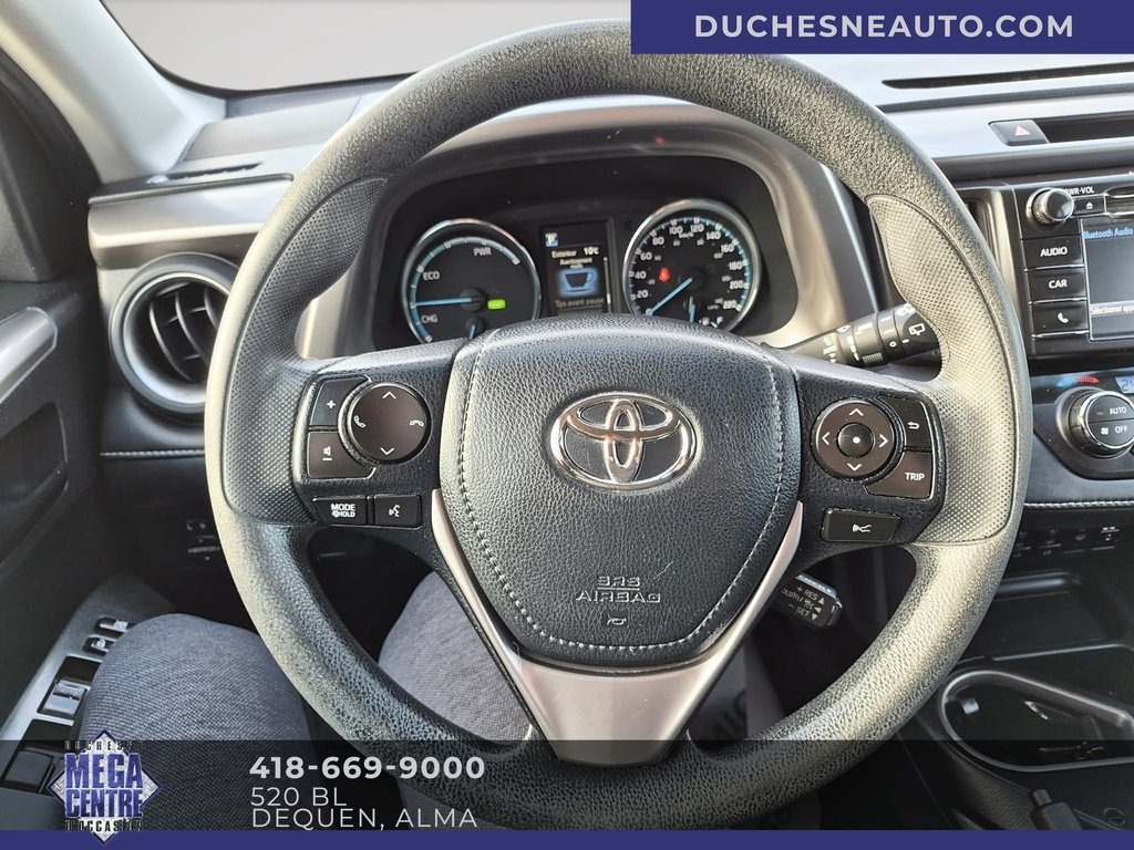 Toyota RAV4 HV LE/XLE  2017 à Alma, Québec - 22 - w1024h768px