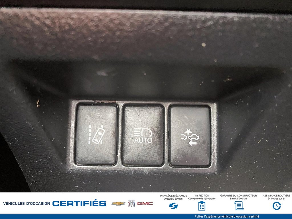 2018 Toyota Yaris 5-dr LE in Alma, Quebec - 13 - w1024h768px