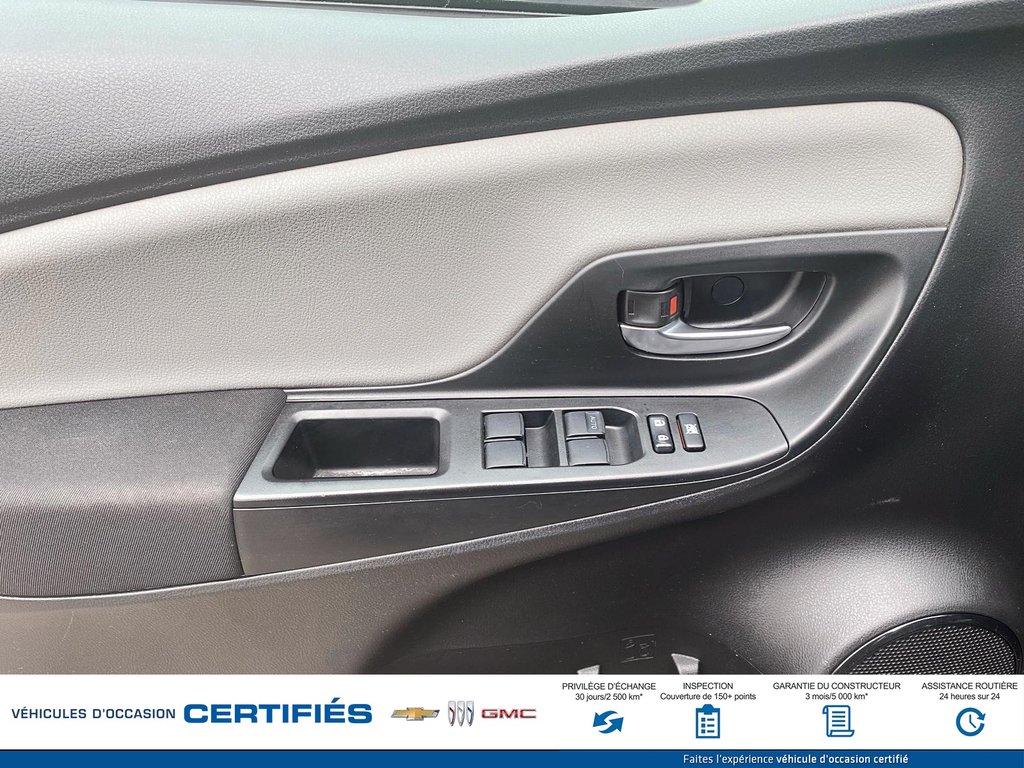 2018 Toyota Yaris 5-dr LE in Alma, Quebec - 11 - w1024h768px