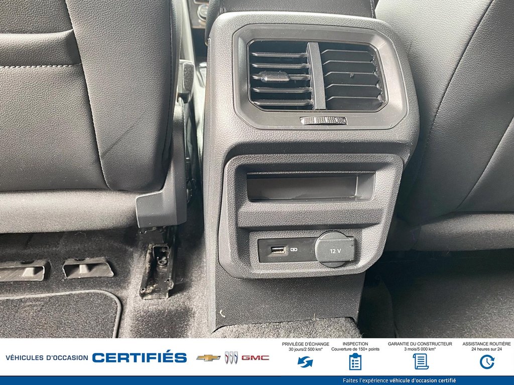 2019 Volkswagen Tiguan in Alma, Quebec - 11 - w1024h768px