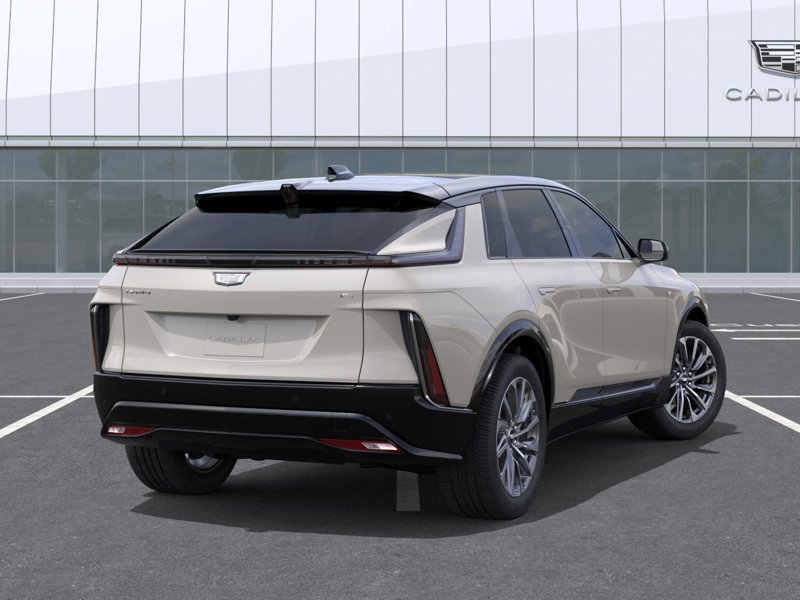 Cadillac Lyriq Sport 2027 à Alma, Québec - 4 - w1024h768px