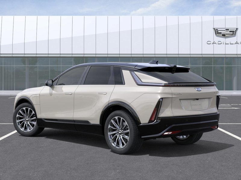 Cadillac Lyriq Sport 2027 à Alma, Québec - 3 - w1024h768px