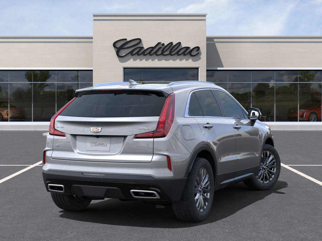 2025 Cadillac XT4 Premium Luxury in Alma, Quebec - 4 - w1024h768px