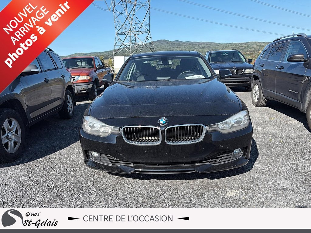 BMW 3 Series  2013 à La Malbaie, Québec - 2 - w1024h768px