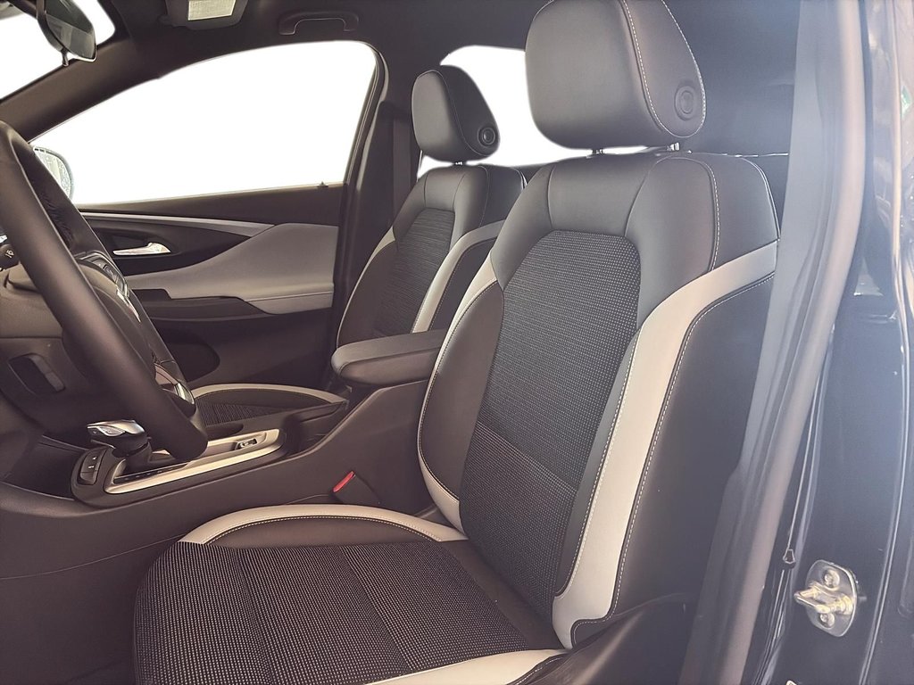 2025 Buick Envista Preferred in La Malbaie, Quebec - 8 - w1024h768px