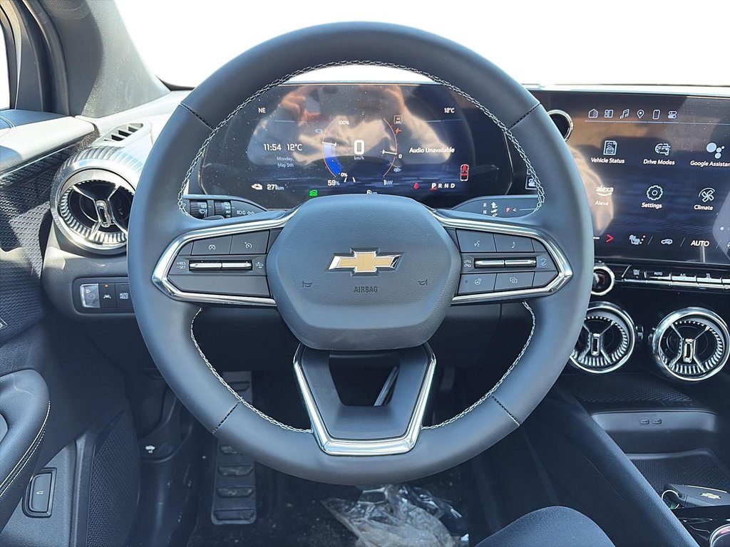 2025 Chevrolet Blazer EV LT in La Malbaie, Quebec - 11 - w1024h768px