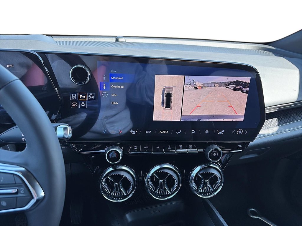2025 Chevrolet Blazer EV LT in La Malbaie, Quebec - 15 - w1024h768px