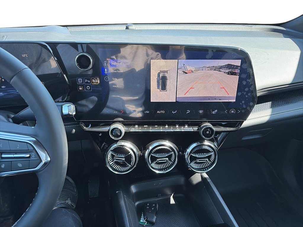 2025 Chevrolet Blazer EV LT in La Malbaie, Quebec - 16 - w1024h768px