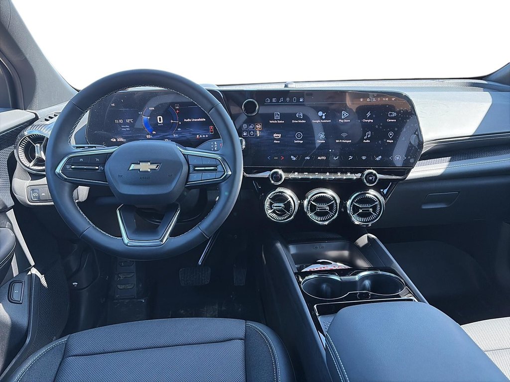 2025 Chevrolet Blazer EV LT in La Malbaie, Quebec - 10 - w1024h768px