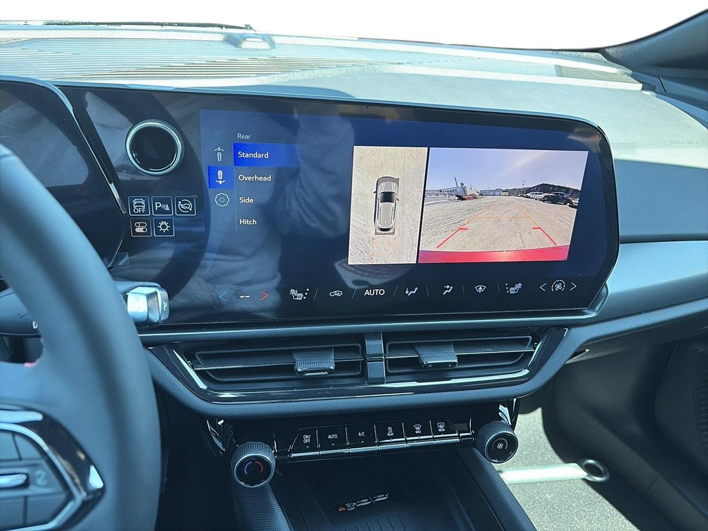 2025 Chevrolet Equinox EV 2RS in La Malbaie, Quebec - 15 - w1024h768px