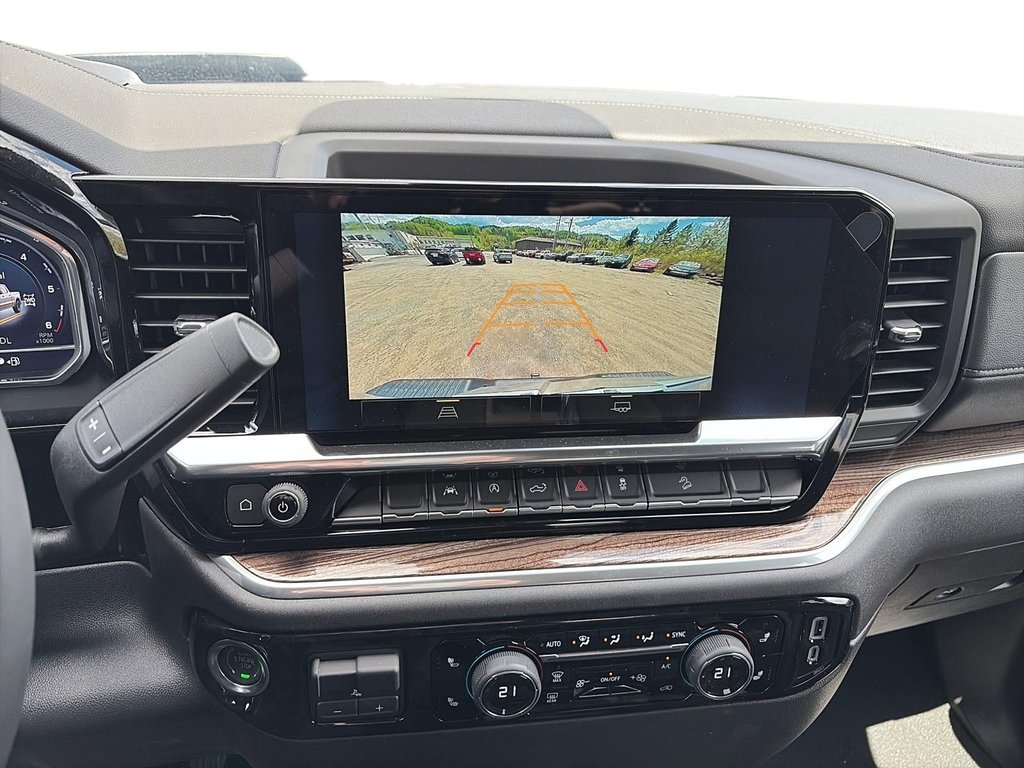 Chevrolet Silverado 1500 LT 2025 à La Malbaie, Québec - 16 - w1024h768px