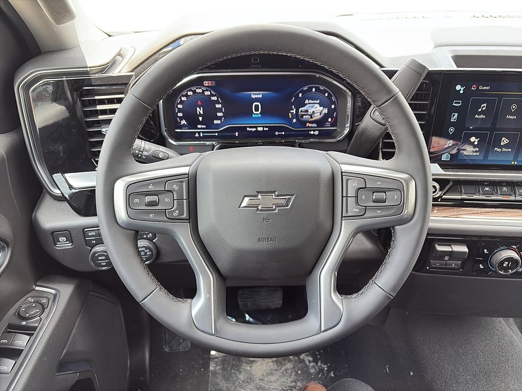 Chevrolet Silverado 1500 LT 2025 à La Malbaie, Québec - 11 - w1024h768px