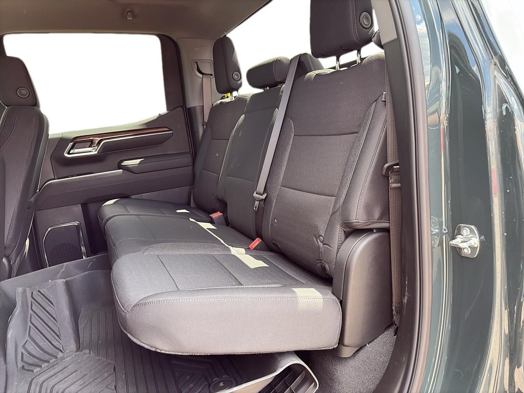 Chevrolet Silverado 1500 LT 2025 à La Malbaie, Québec - 9 - w1024h768px