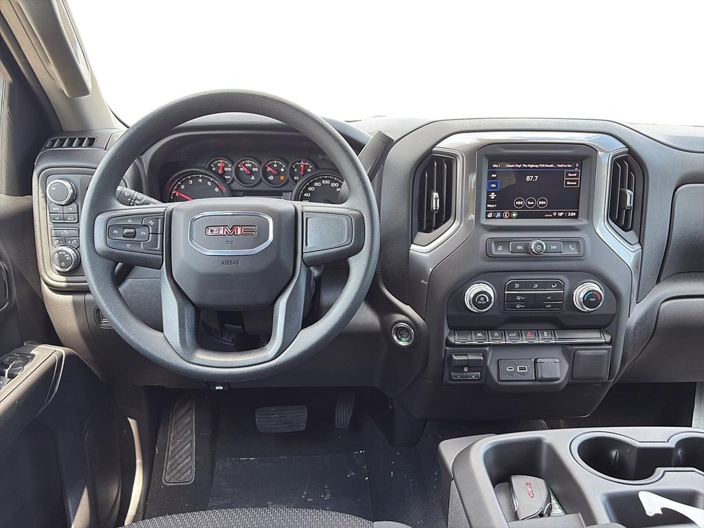 GMC Sierra 1500 PRO 2025 à La Malbaie, Québec - 10 - w1024h768px