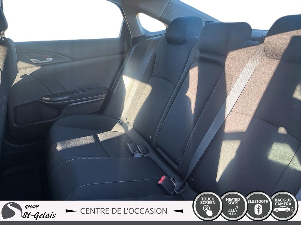 2019  Civic Sedan LX in La Malbaie, Quebec - 9 - w1024h768px