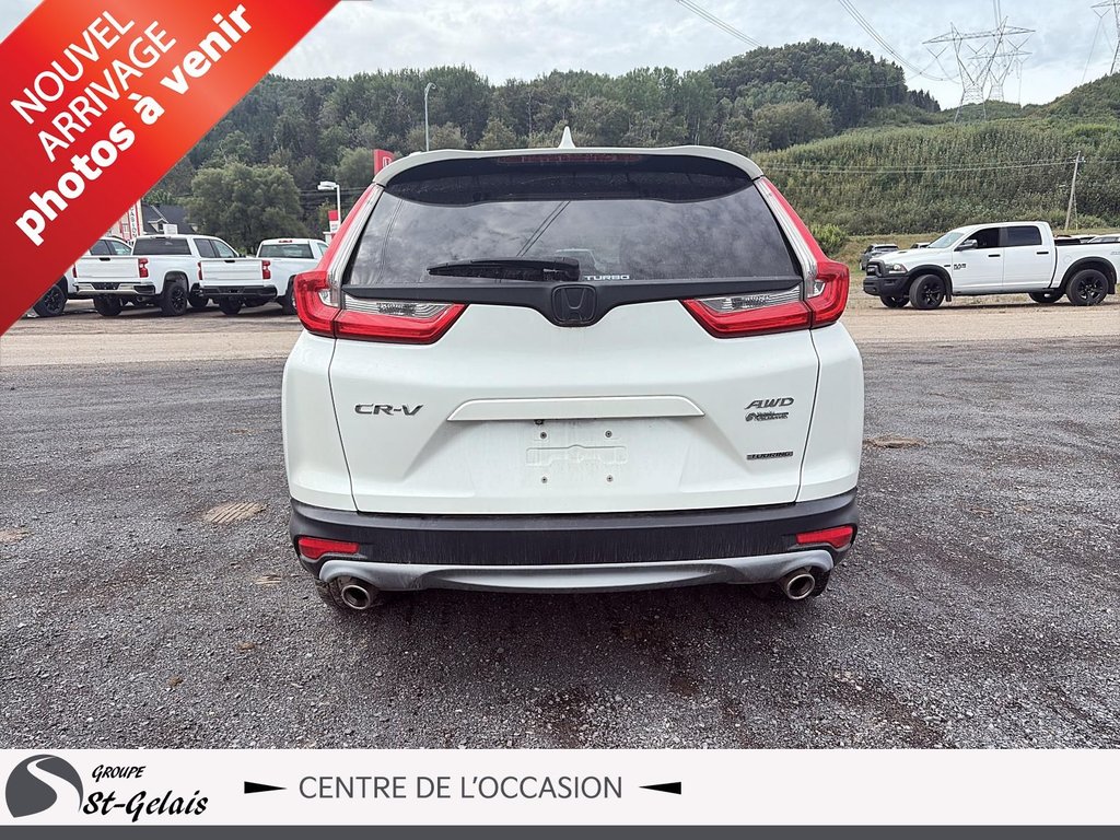 Honda CR-V Touring 2017 à La Malbaie, Québec - 3 - w1024h768px