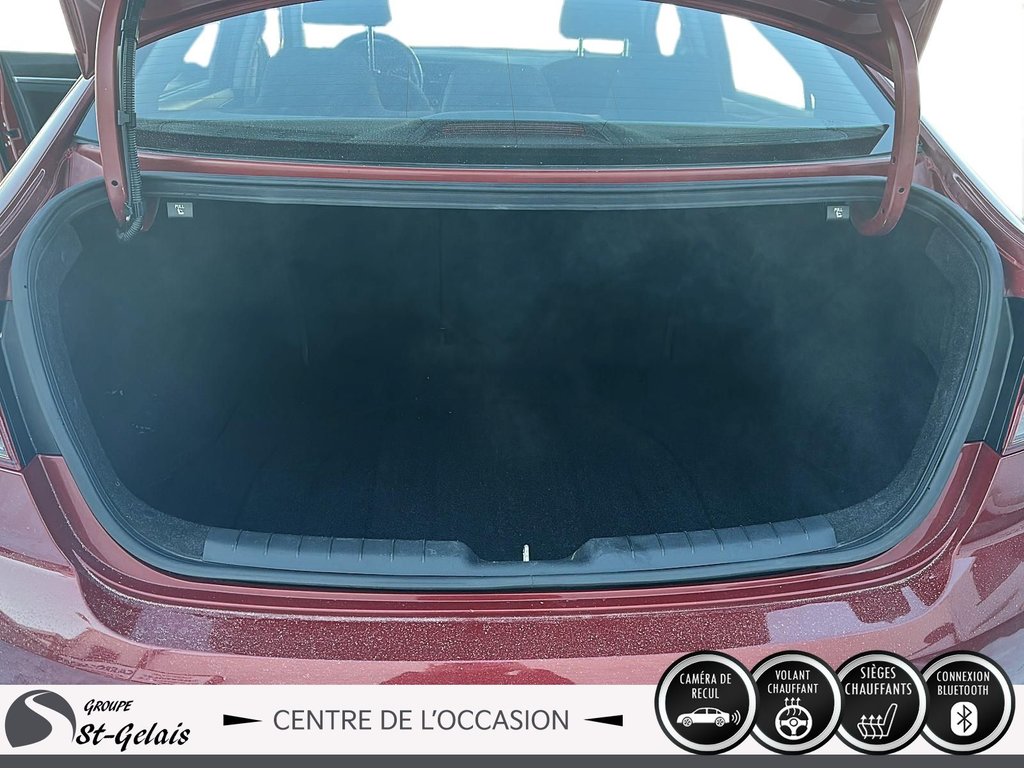 Hyundai Elantra Preferred 2020 à La Malbaie, Québec - 6 - w1024h768px