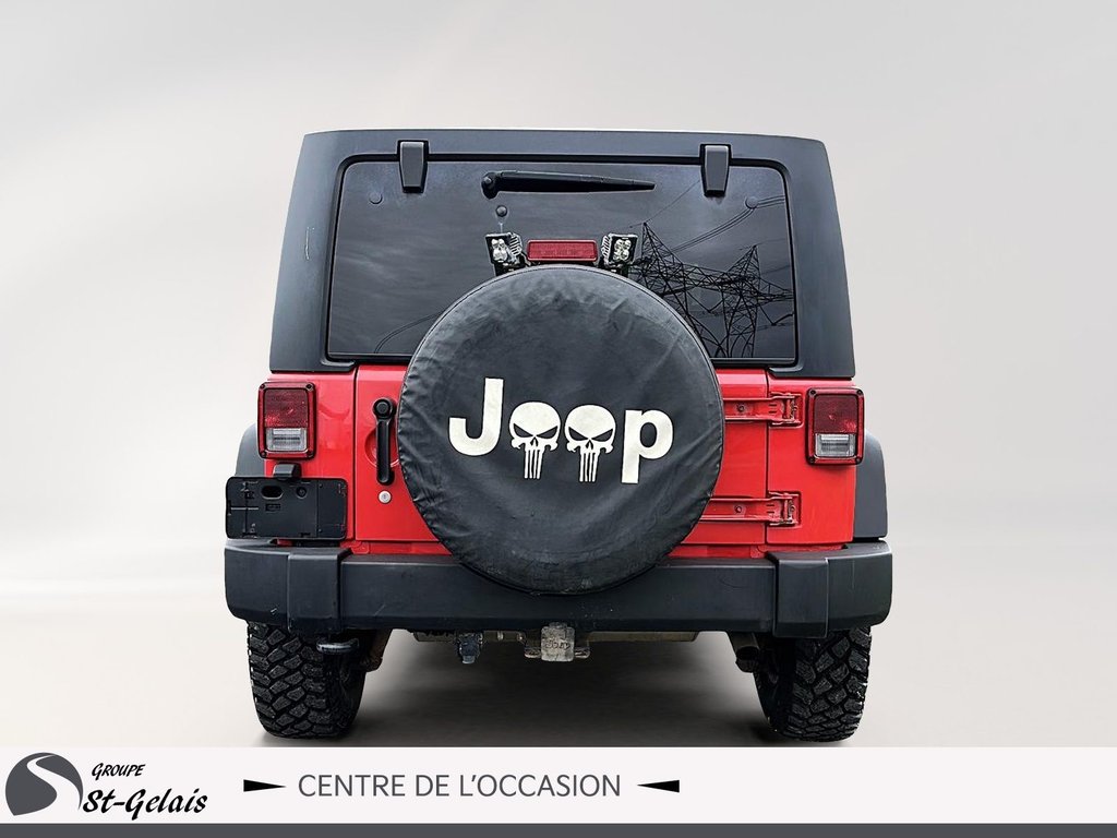 Jeep WRANGLER JK UNLIMITED Sport 2018 à La Malbaie, Québec - 3 - w1024h768px