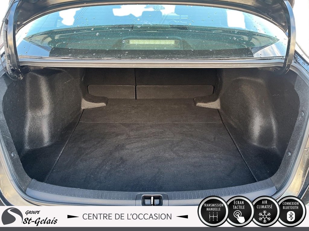 Toyota Corolla  2021 à La Malbaie, Québec - 6 - w1024h768px