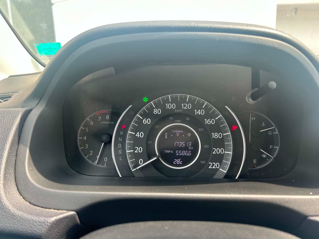 Honda CR-V SE 2015 à Edmundston, Nouveau-Brunswick - 2 - w1024h768px