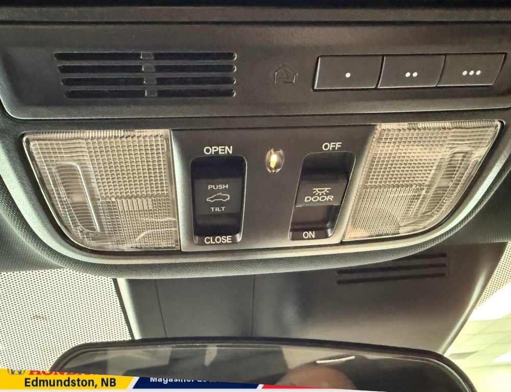 2020 Honda CR-V Sport in Edmundston, New Brunswick - 9 - w1024h768px