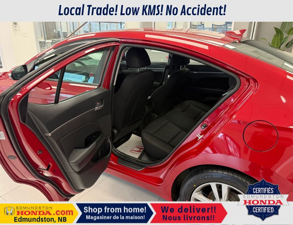 2017 Hyundai Elantra GL in Edmundston, New Brunswick - 7 - w1024h768px