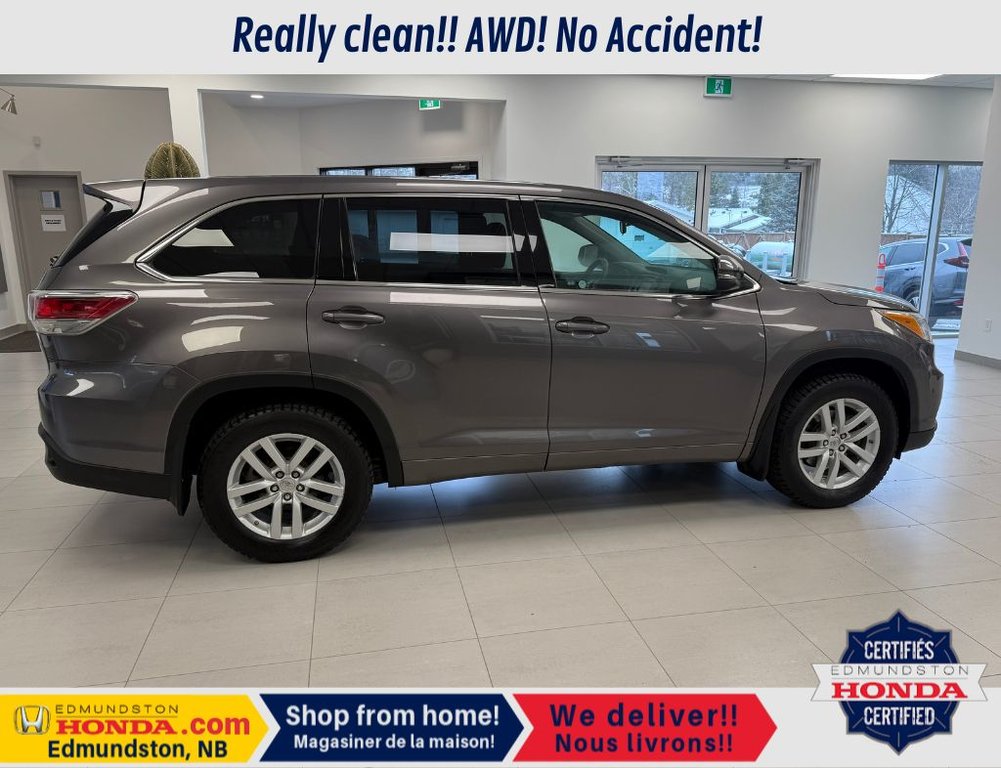 Toyota Highlander LE 2014 à Edmundston, Nouveau-Brunswick - 4 - w1024h768px