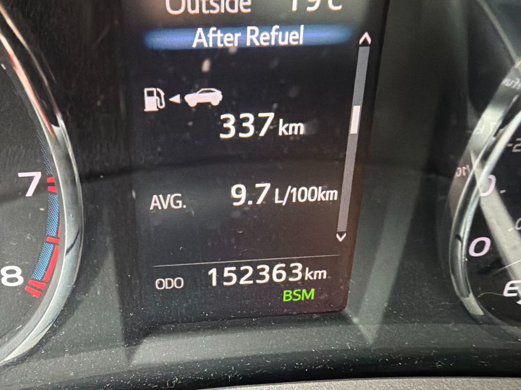 2016 Toyota RAV4 Limited in Edmundston, New Brunswick - 2 - w1024h768px